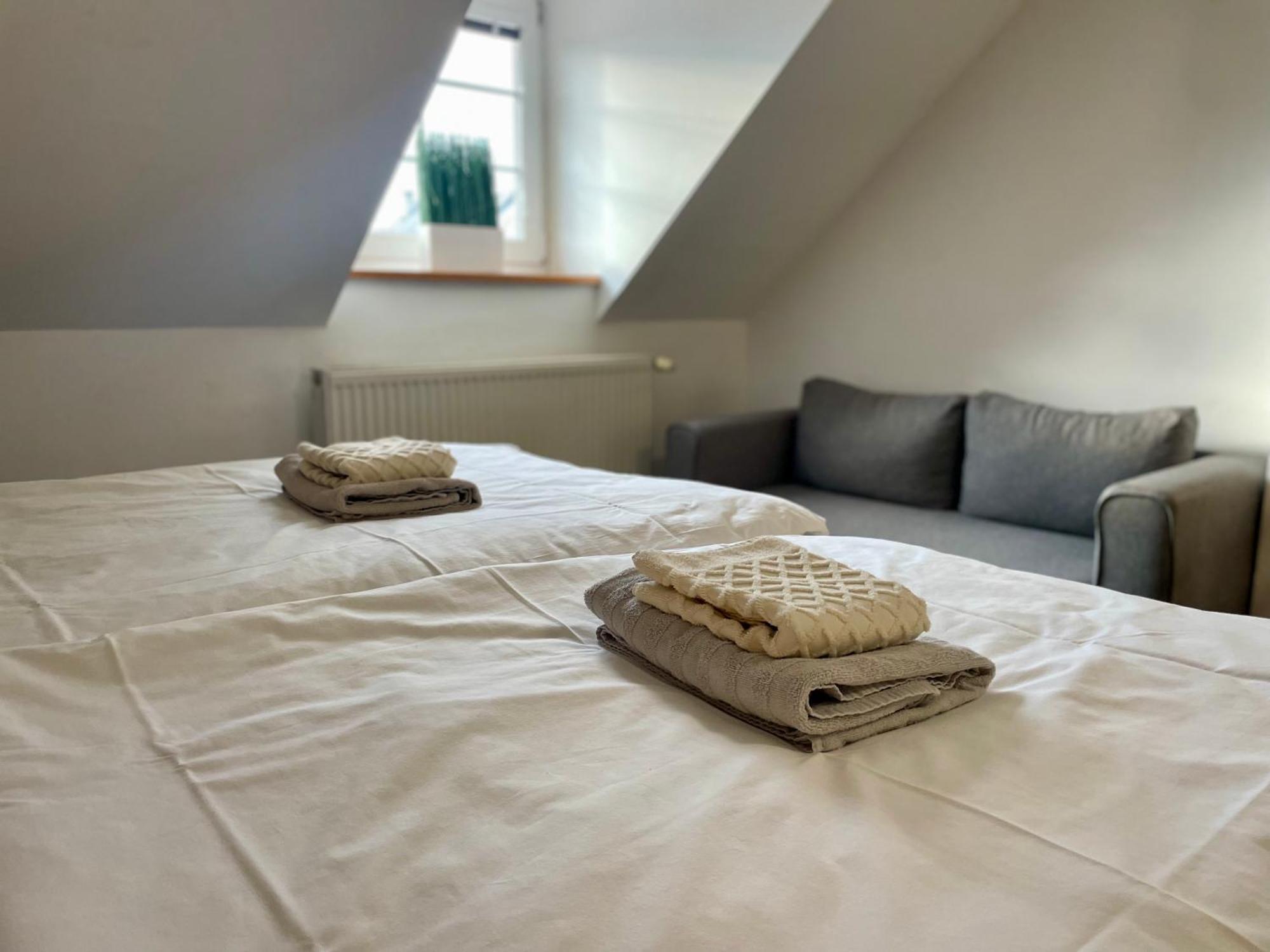 Hotel Aldo Unicov Luaran gambar
