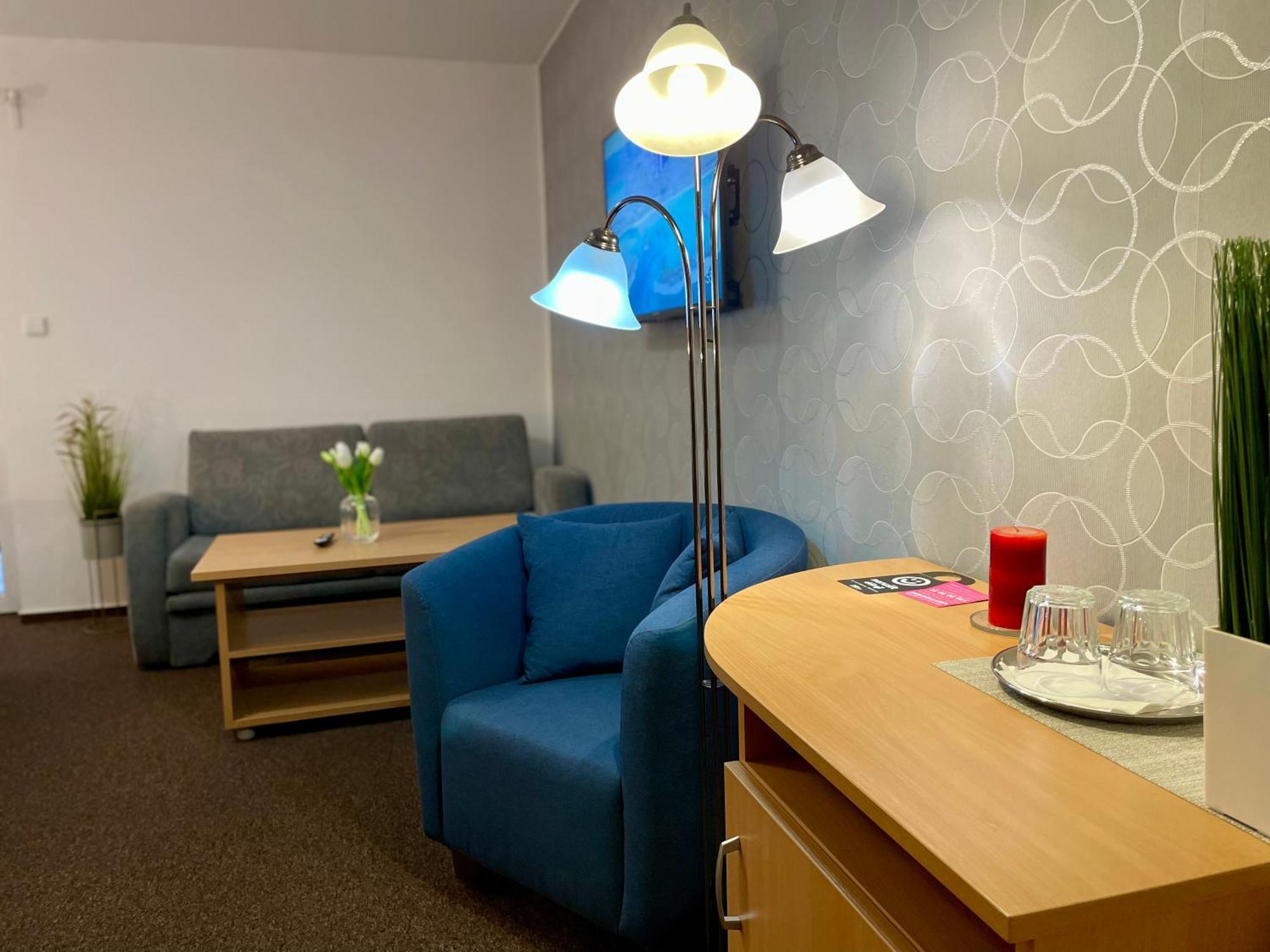 Hotel Aldo Unicov Luaran gambar